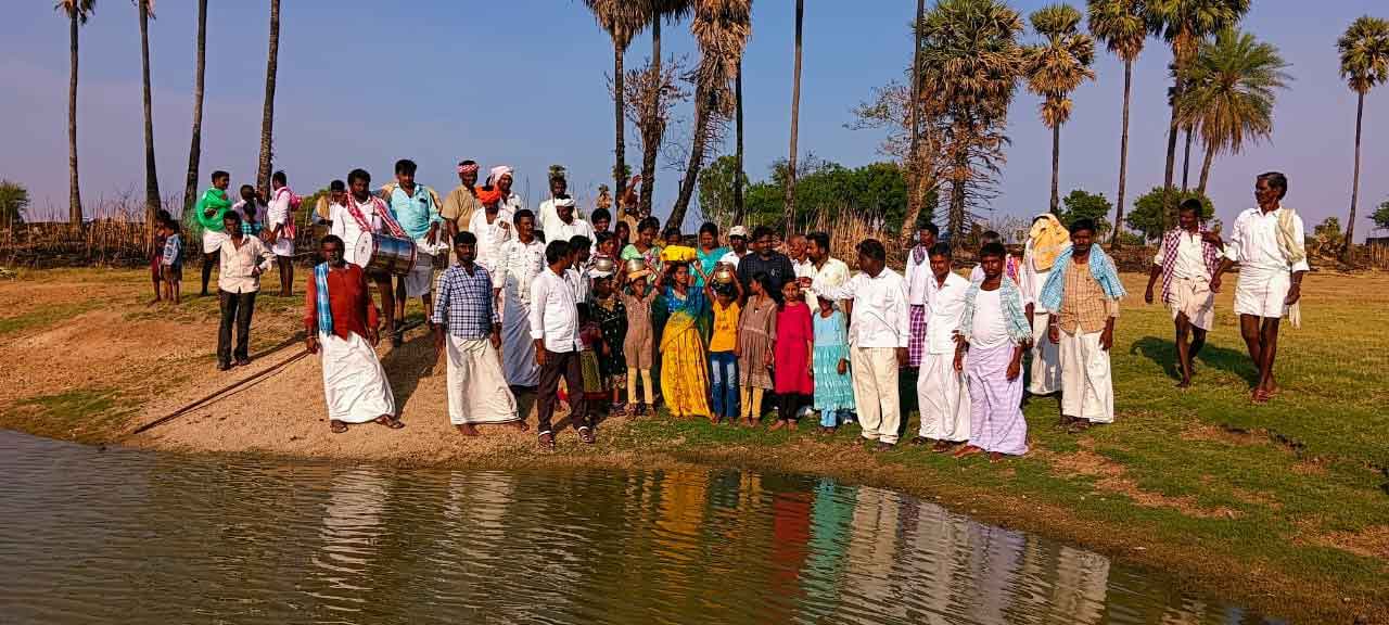 మండుటెండల్లోనూ జలకళ