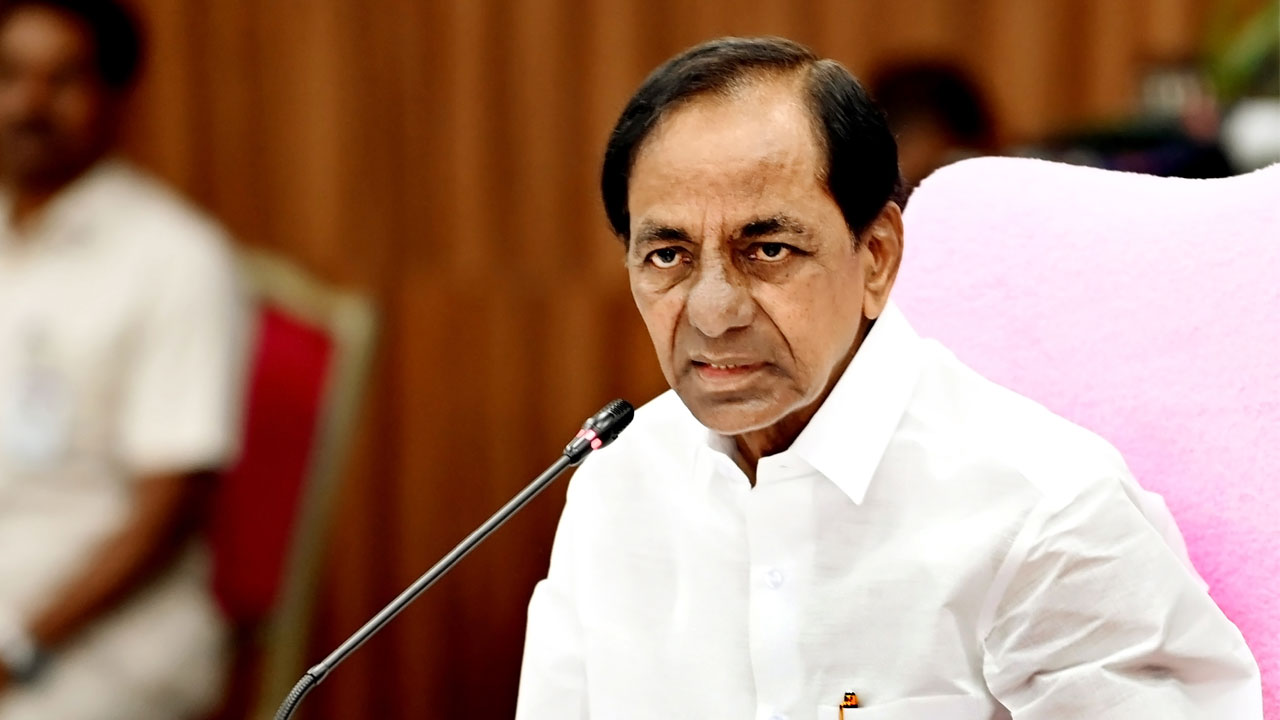 CM KCR | 30 నుంచి గిరిజనులకు పోడు పట్టాలు.. ఆసిఫాబాద్లో పంపిణీ చేయనున్న సీఎం కేసీఆర్