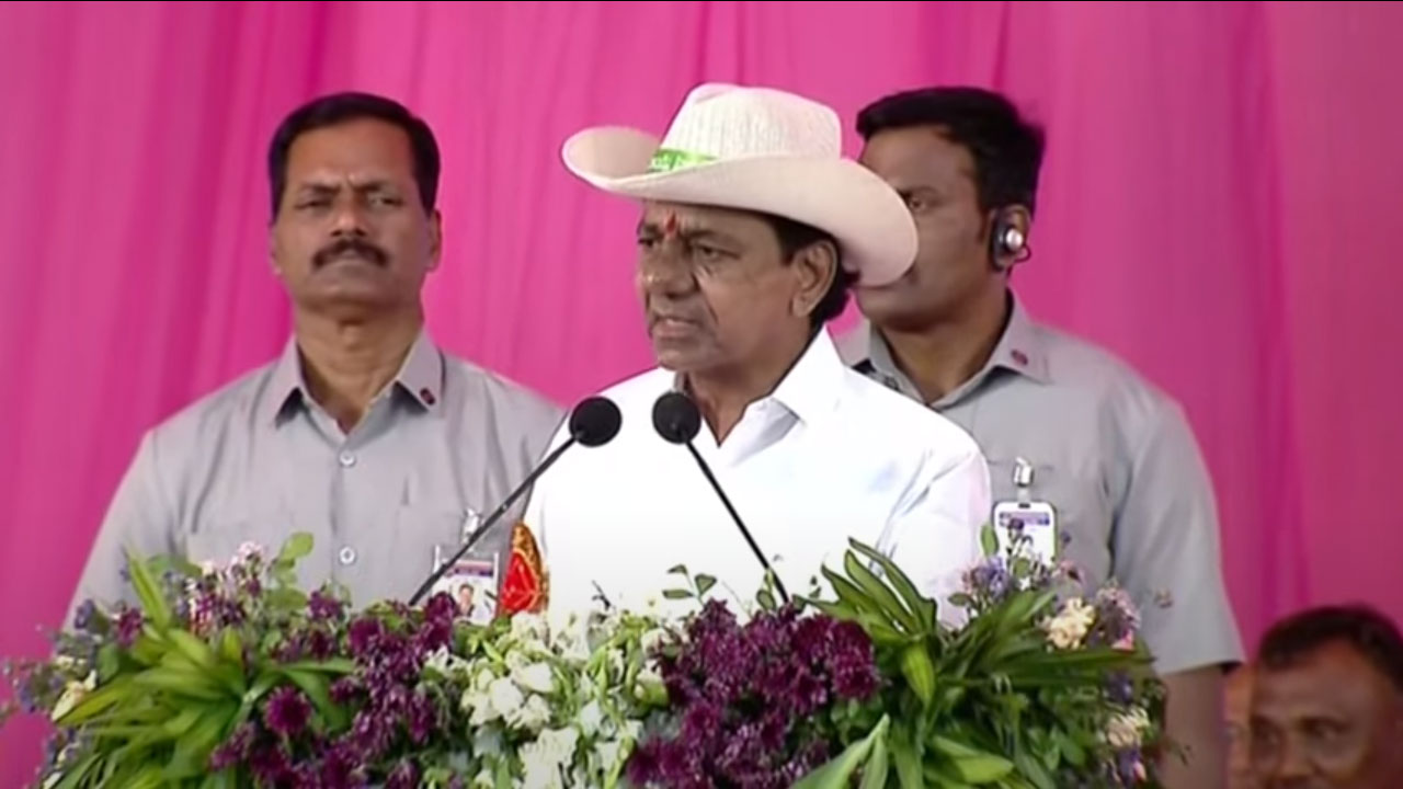 CM KCR | ఉమ్మ‌డి ఆదిలాబాద్ జిల్లాకు ఇంజినీరింగ్ కాలేజీ మంజూరు : సీఎం కేసీఆర్