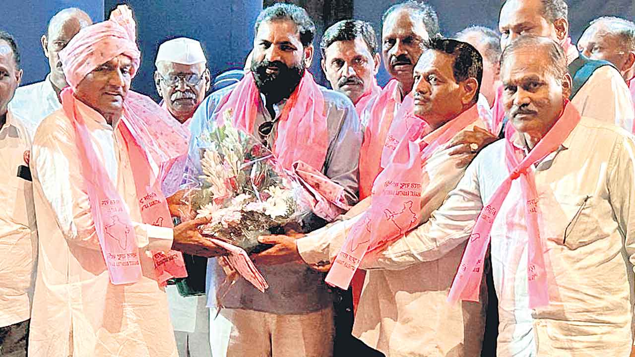 కిసాన్‌ పార్టీకి జవాన్‌ జై