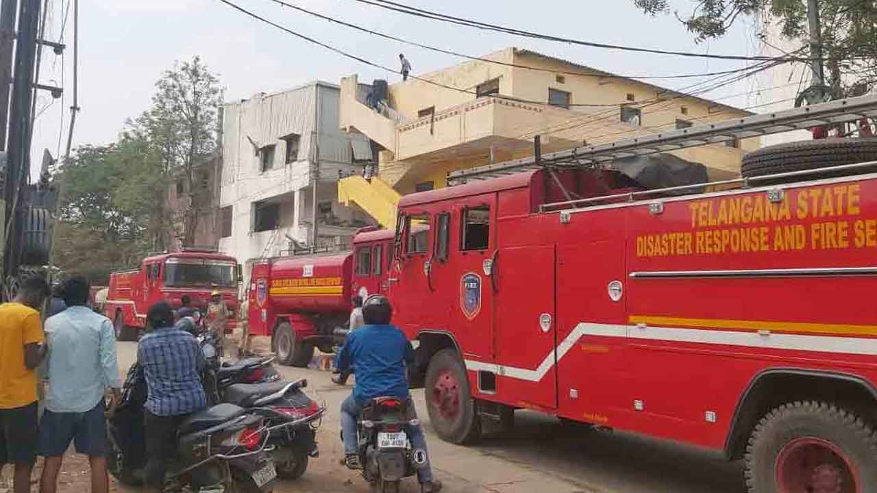 151 మందిని కాపాడిన అగ్నిమాపకశాఖ