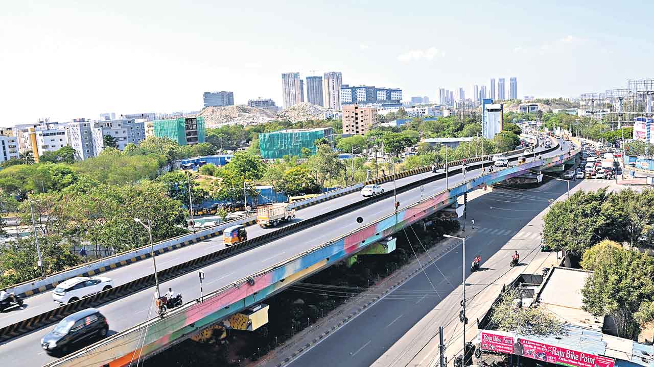 HMDA |  ప్రణాళికాబద్ధంగా పట్టణీకరణ.. శివారు ప్రాంతాల్లో ప్రజా రవాణా వ్యవస్థ బలోపేతం