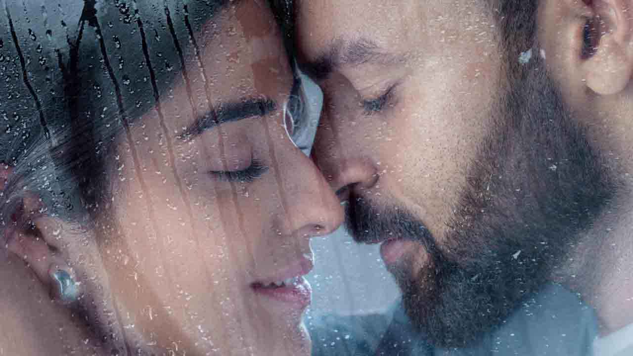 Gandeevadhari Arjuna Movie | సాక్షీ వైద్య బర్త్‌డే స్పెషల్‌.. గాండీవధారి అర్జున మూవీ రొమాంటిక్‌ పోస్టర్‌ రిలీజ్‌