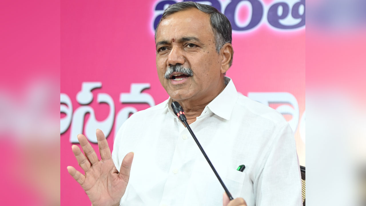 Venkataramana Reddy | గుడి నిర్మిస్తే నాపై, నా కుటుంబ సభ్యులపై కేసులు పెట్టారు : మాజీ ఎమ్మెల్యే గండ్ర