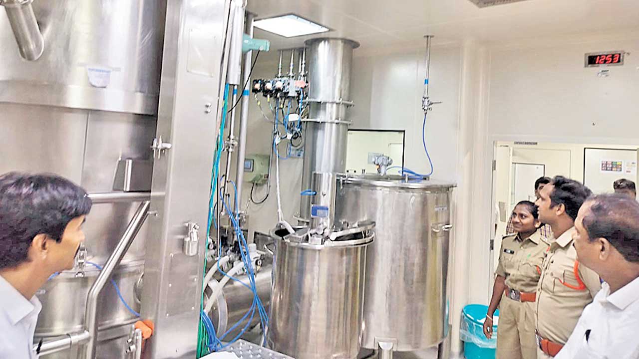 అరబిందో ఫార్మాలో గ్యాస్‌ లీక్‌…