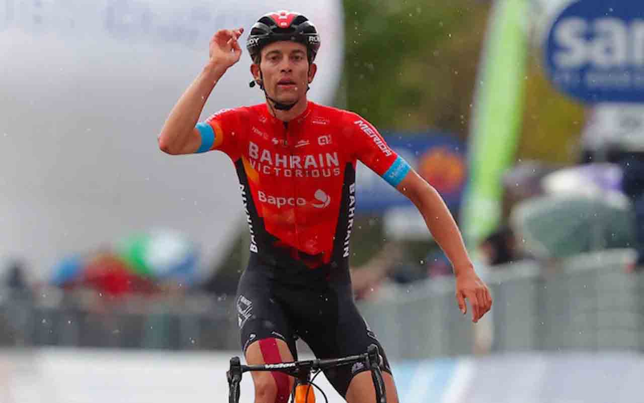 Swiss Cyclist | రేస్‌లో తోటి రైడ‌ర్‌ను ఢీ కొట్టి.. ప్రాణాలు విడిచిన‌ 26 ఏళ్ల‌ సైక్లిస్ట్