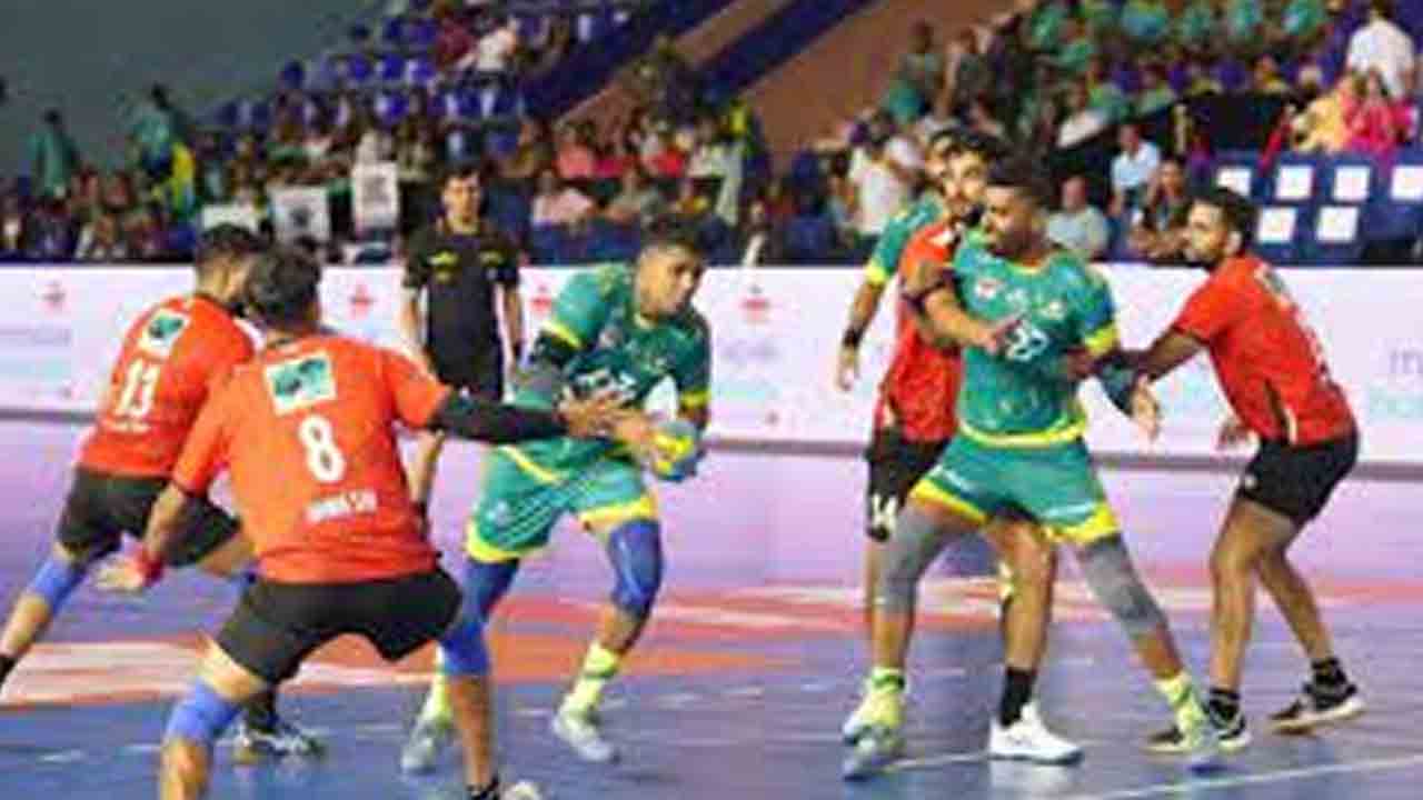 టాప్‌లో టాలన్స్‌