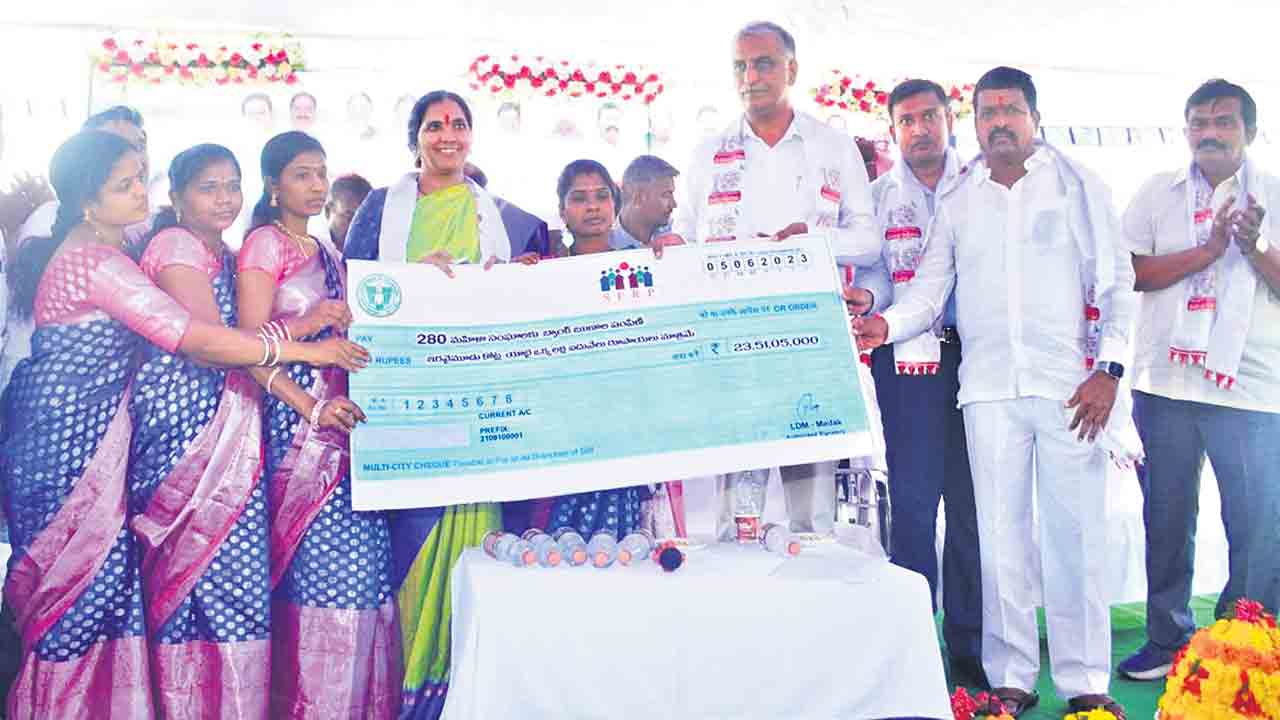 సీఎం కేసీఆర్‌తో మహిళలకు కొండంత భరోసా