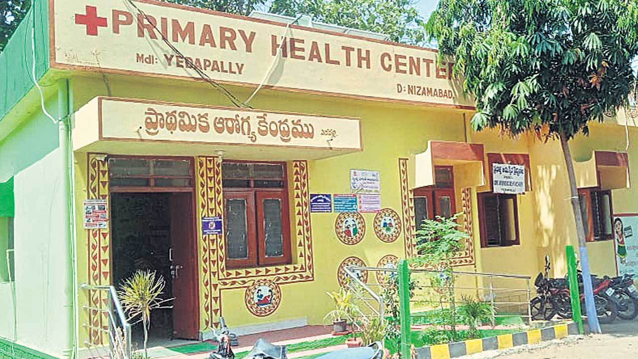 కార్పొరేట్‌కు దీటుగా పీహెచ్‌సీల్లో సేవలు