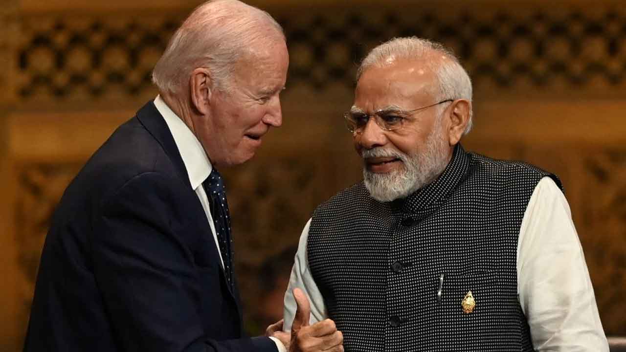 ‘భారత్‌లో మానవ హక్కులపై మోదీతో చర్చించండి’