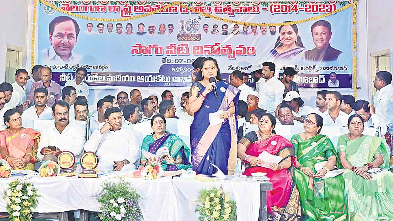 కేసీఆర్‌ది పారదర్శక పాలన