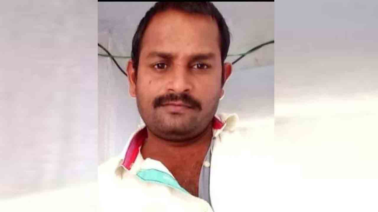 Telangana | మూగజీవాల పోట్లాటను అడ్డుకోబోయి.. ప్రాణాలు విడిచిన యువకుడు