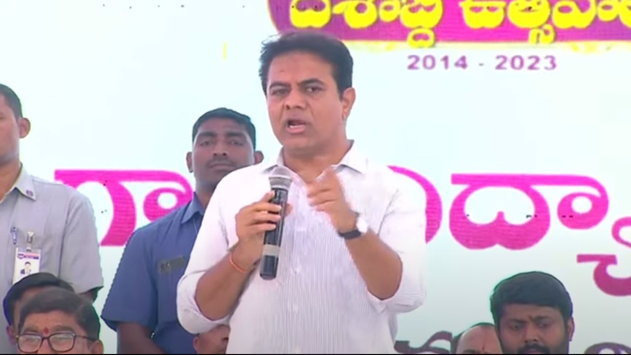 KTR | 57 ఏండ్లలో గుడి, బడిని పట్టించుకోలే.. సాగునీటి గోస తీర్చలే.. మంత్రి కేటీఆర్ ధ్వ‌జం