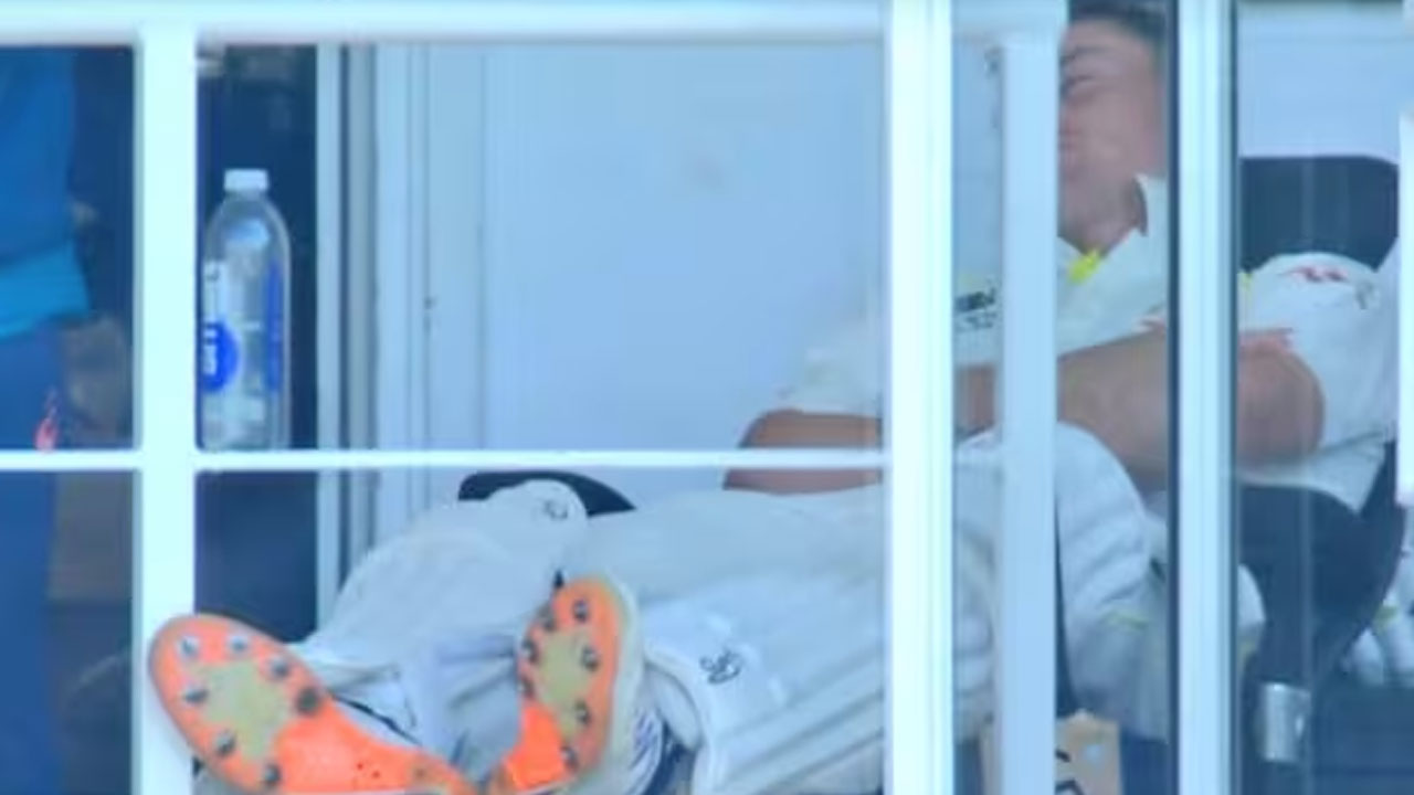 Marnus Labuschagne: కునుకు తీసిన ల‌బుషేన్‌.. వార్న‌ర్ ఔట‌వ్వ‌గానే ఉలిక్కిప‌డ్డాడు.. వీడియో