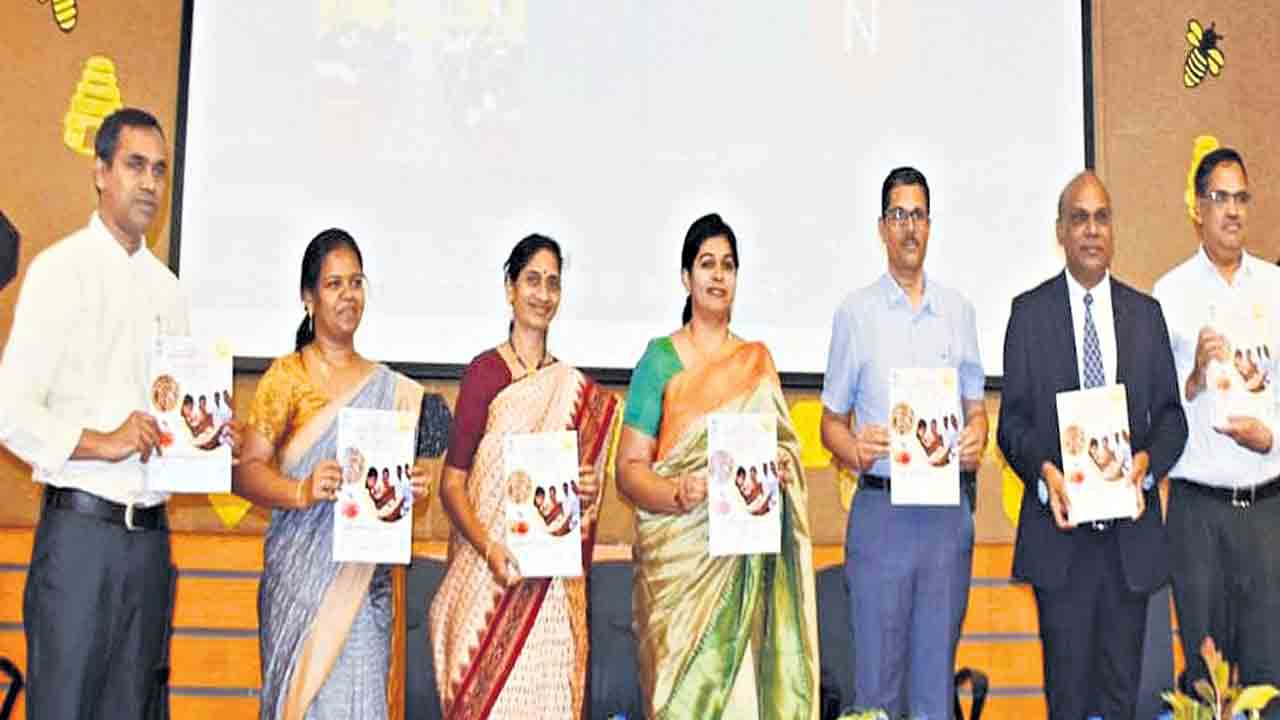 తేనెటీగల పెంపకానికి ‘పాలినేషన్’ మేలు