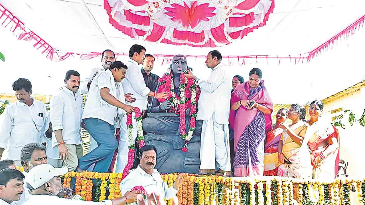 సాహిత్య శిఖరం మల్లినాథసూరి