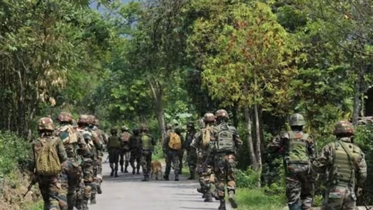 Manipur | మ‌ణిపూర్‌లో కాల్పులు.. బీఎస్ఎఫ్ జ‌వాన్ మృతి