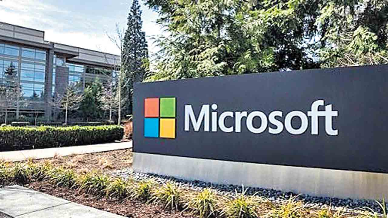 Hyderabad |  హైదరాబాద్‌ గడ్డ డాటా సెంటర్లకు అడ్డా.. వనరులపరంగా తెలంగాణ అత్యంత అనుకూలం