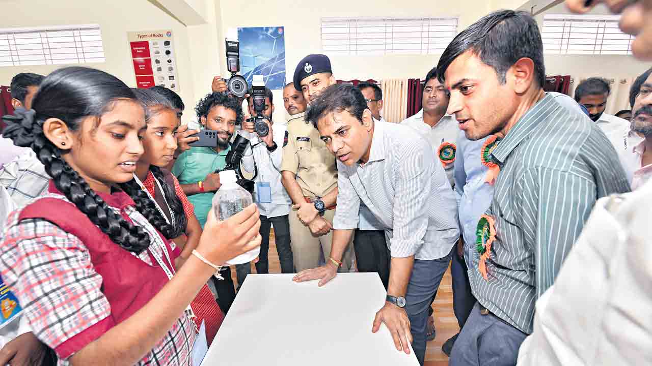 Minister KTR |  కార్పొరేట్లకు రుణమాఫీ చేసి.. ఉచితాలపై ఉపన్యాసాలా?.. మంత్రి కేటీఆర్