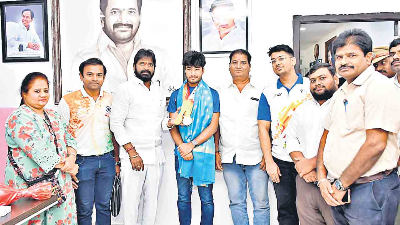 శభాష్‌ ధనుష్‌