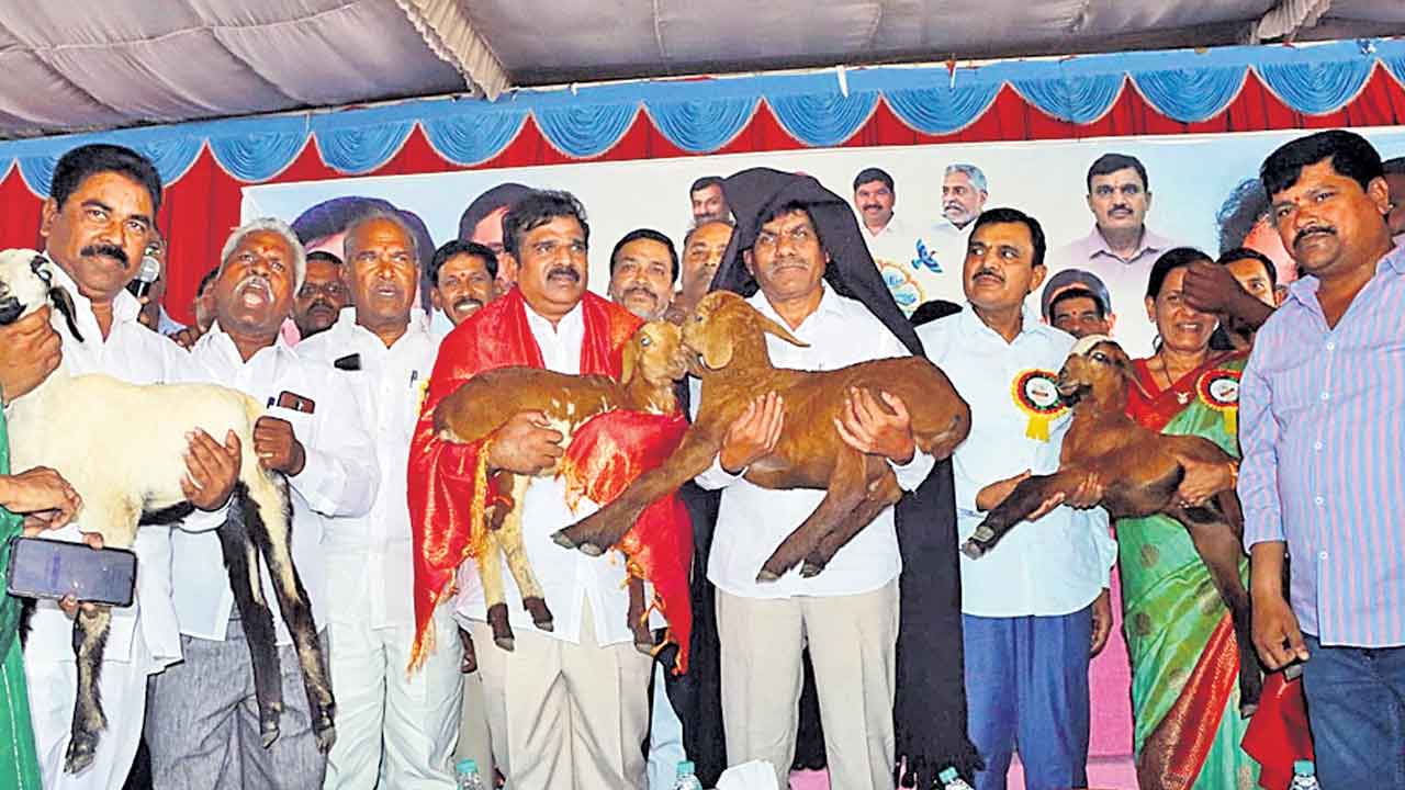 సంక్షేమంలో తెలంగాణ నంబర్‌ వన్‌