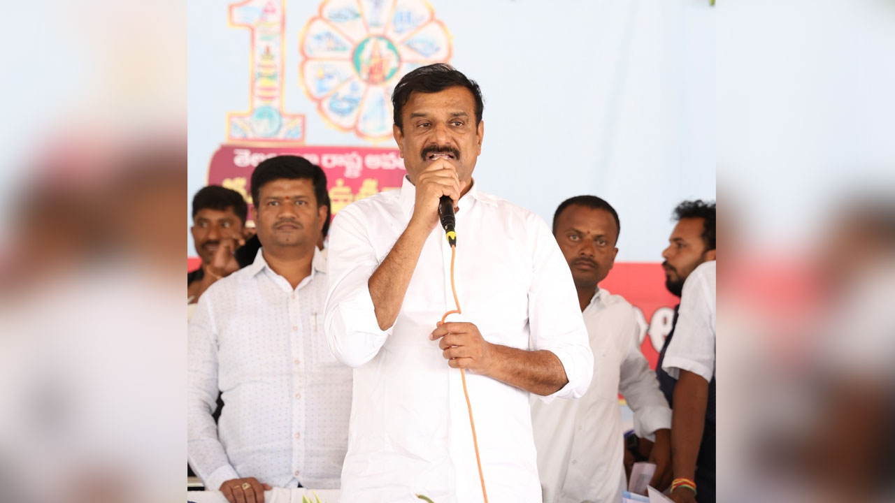 MP Kotha Prabhaker Reddy | ఎక్కడా అవినీతికి ఆస్కారం లేదు.. ఐటీ దాడులపై ఎంపీ కొత్త ప్రభాకర్‌రెడ్డి