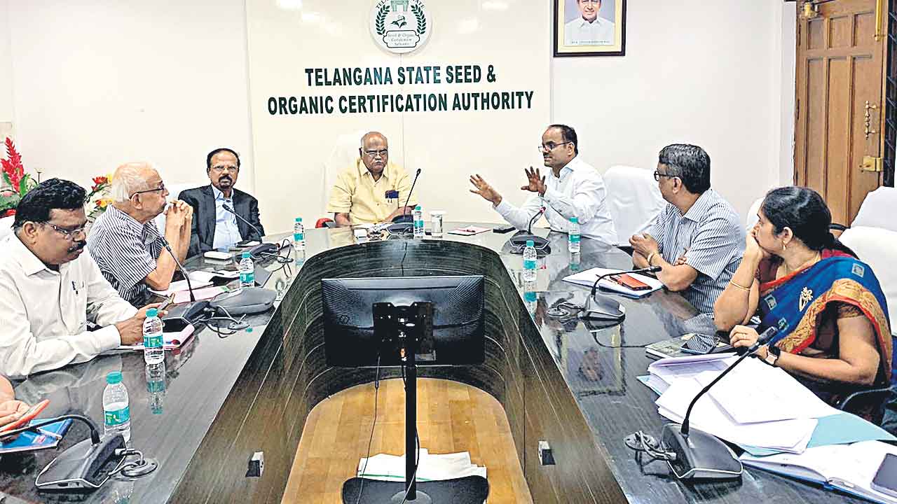 విత్తన రంగంలో దేశానికే ఆదర్శం