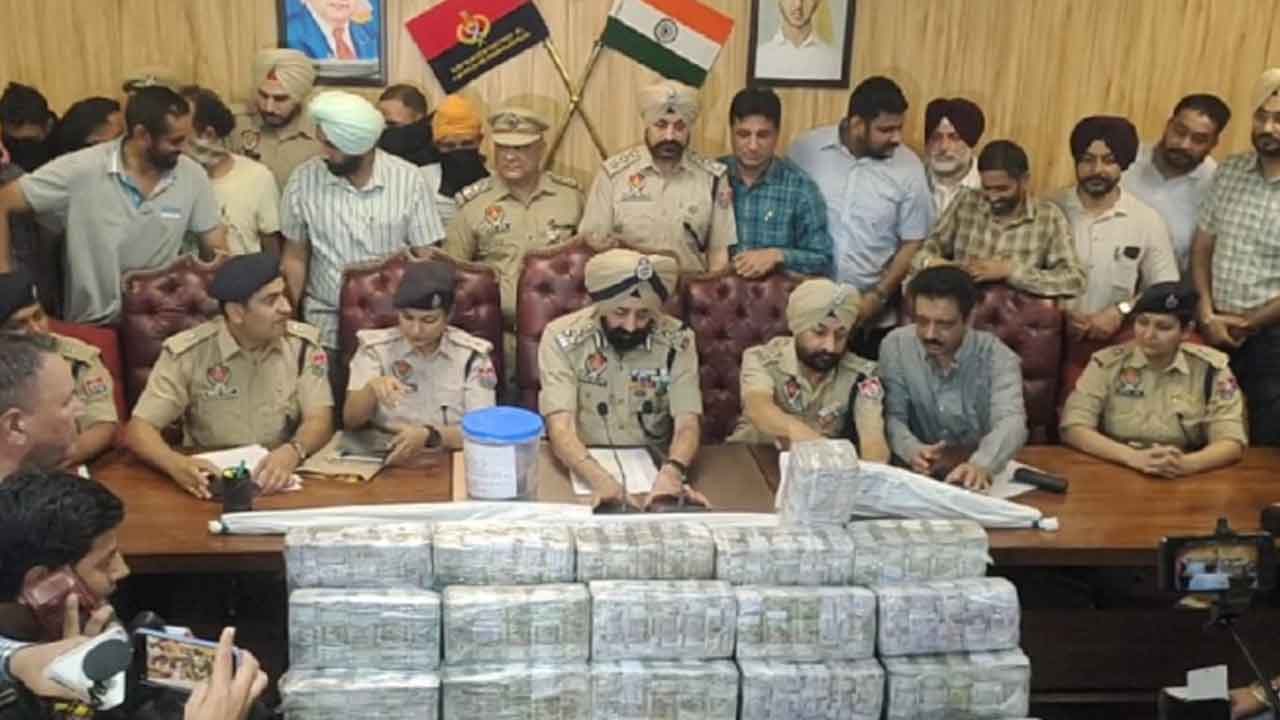 Punjab |  రాత్రికి రాత్రే కోటీశ్వరులు కావాలని..