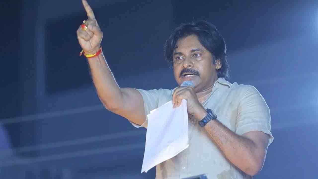 Pawan Kalyan | నెంబర్‌ ప్లేట్‌ లేని వాహనంపై వచ్చి బెదిరిస్తున్నారు : పవన్‌ కళ్యాణ్‌ సెన్సేషనల్‌ కామెంట్స్‌