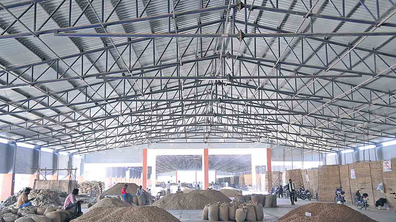 Peanuts Mills