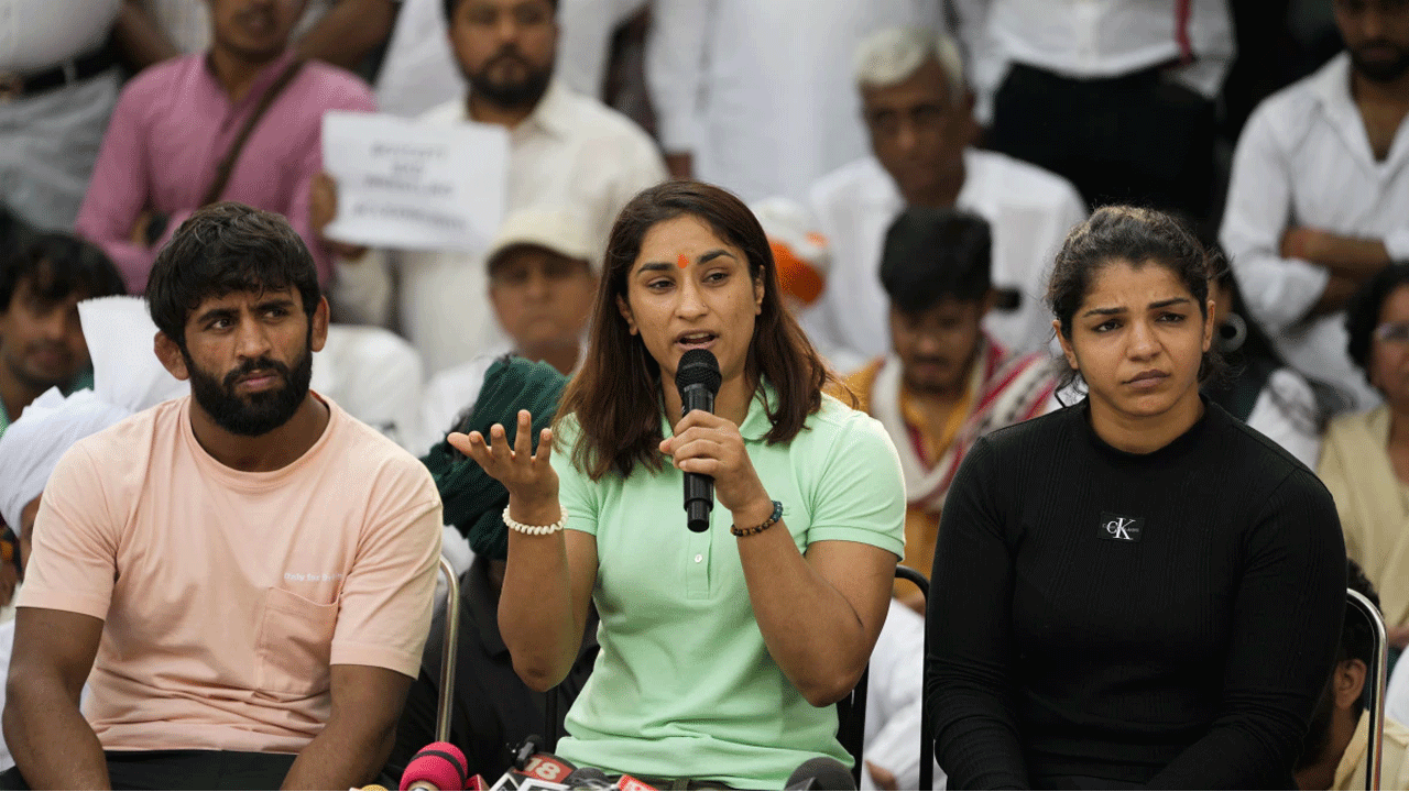 Wrestlers Protest | కేంద్ర మంత్రి అనురాగ్ ఠాకూర్‌తో సాక్షి మాలిక్‌, భ‌జ‌రంగ్ పునియా భేటీ