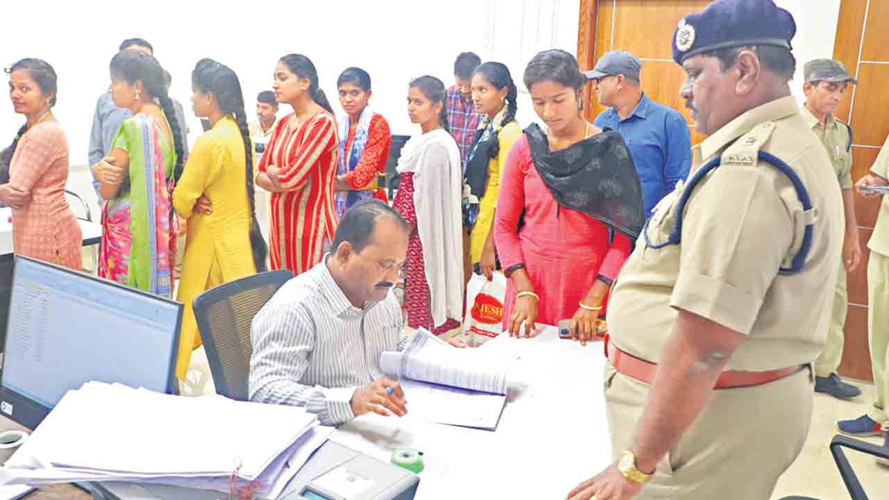 పారదర్శకంగా వెరిఫికేషన్‌