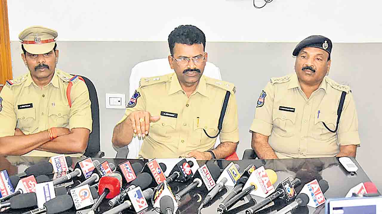 శిరీష హత్య కేసును ఛేదించిన పోలీసులు