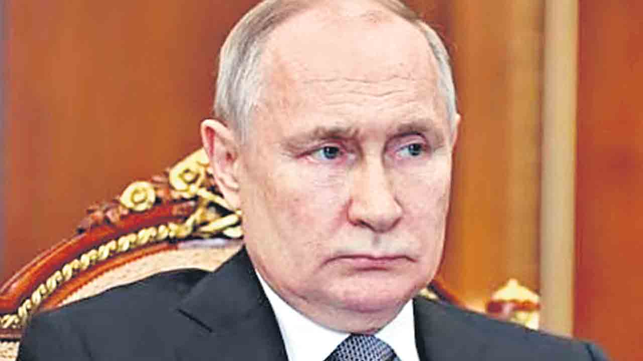 జూలైలో అణ్వాయుధాలు మోహరిస్తాం: పుతిన్‌