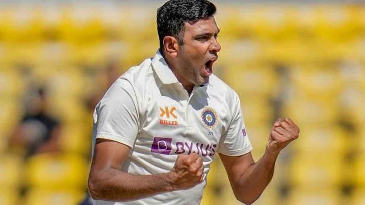 టెస్టు బౌలర్లలో అశ్విన్‌ టాప్‌