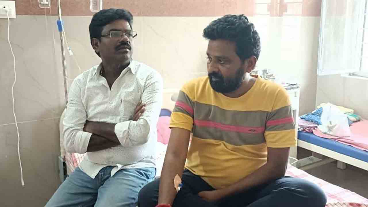 గిద్దె రామనర్సయ్యకు హరీశ్‌రావు ఆపన్నహస్తం