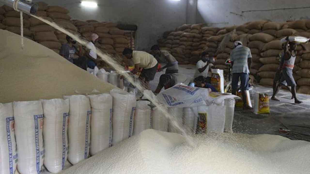 సీఎమ్మార్‌ ఆలస్యమైతే చర్యలు