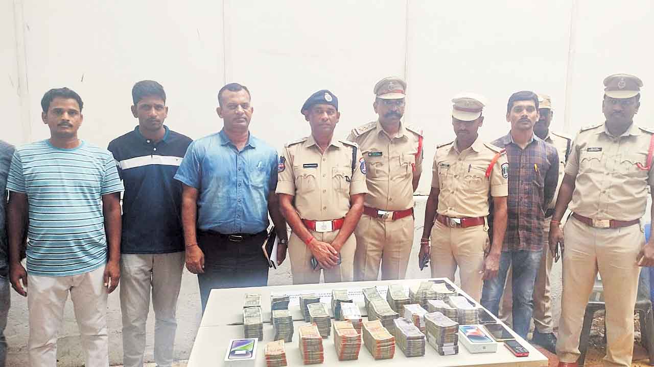 24 గంటల్లోనే.. ఛేదించారు