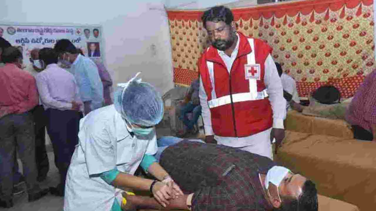 నేడు 101 ప్రాంతాల్లో ఆర్టీసీ మెగా రక్తదాన శిబిరాలు