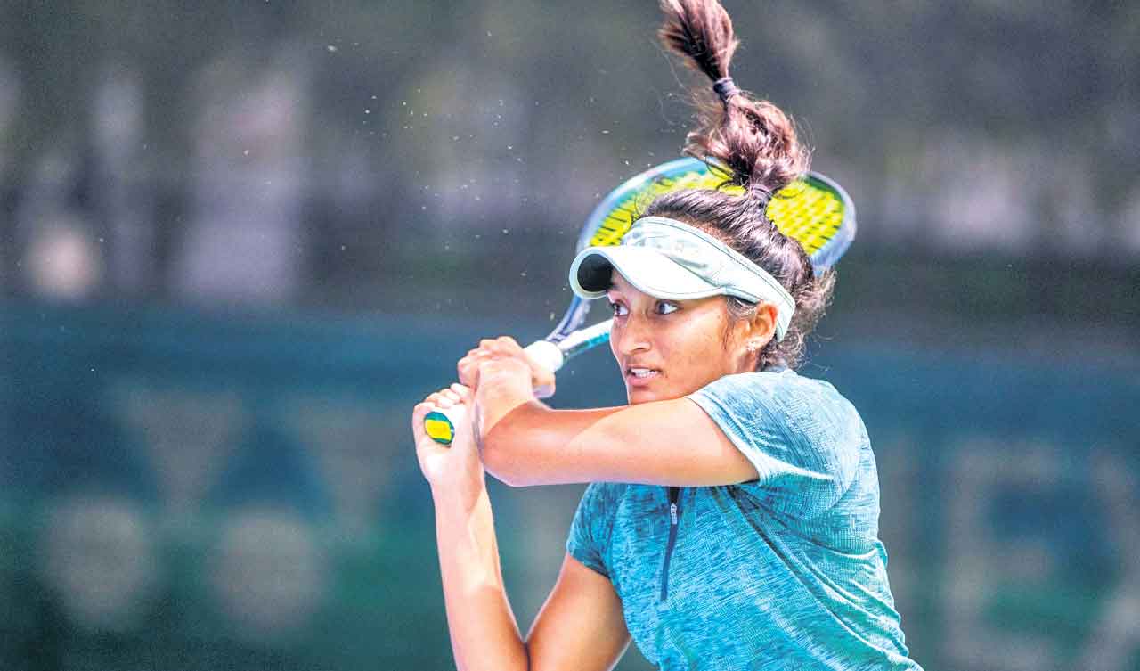 Sahaja Yamalapalli |  సహజ ప్రతిభ.. టెన్నిస్‌లో అంతర్జాతీయ స్థాయిలో సత్తాచాటేందుకు సిద్ధమైన హైదరాబాదీ