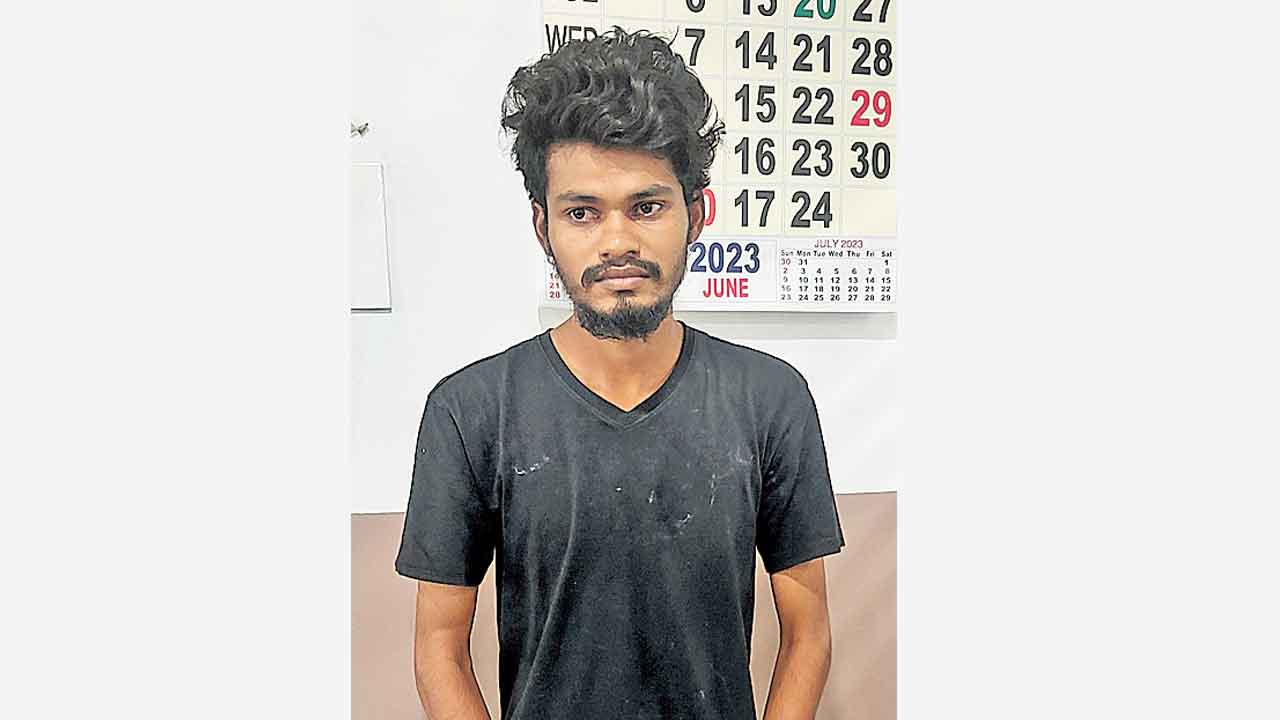 స్నేహితురాలిని నమ్మించి బంగారం తస్కరణ