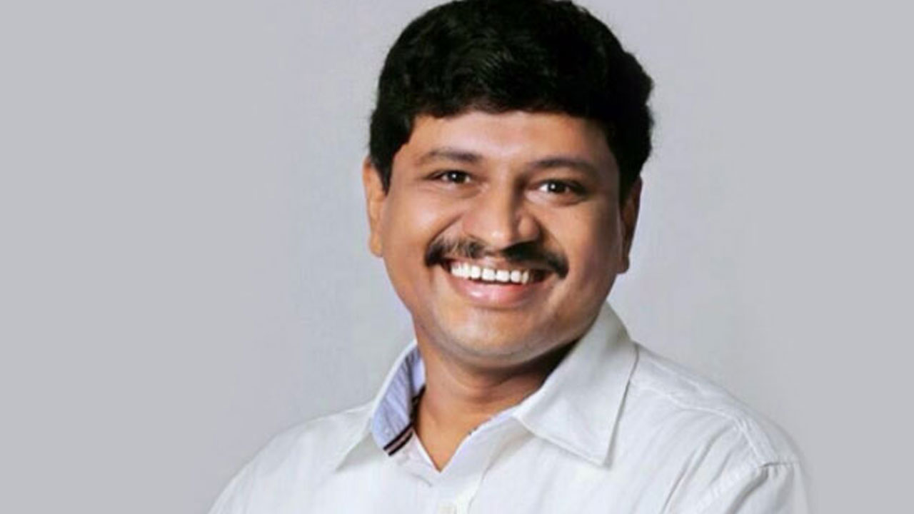 MP Santosh Kumar | ఢిల్లీ హైకోర్టు వినూత్న తీర్పు.. ఇది చారిత్రాత్మ‌క తీర్ప‌ని ఎంపీ సంతోష్ కుమార్ ట్వీట్