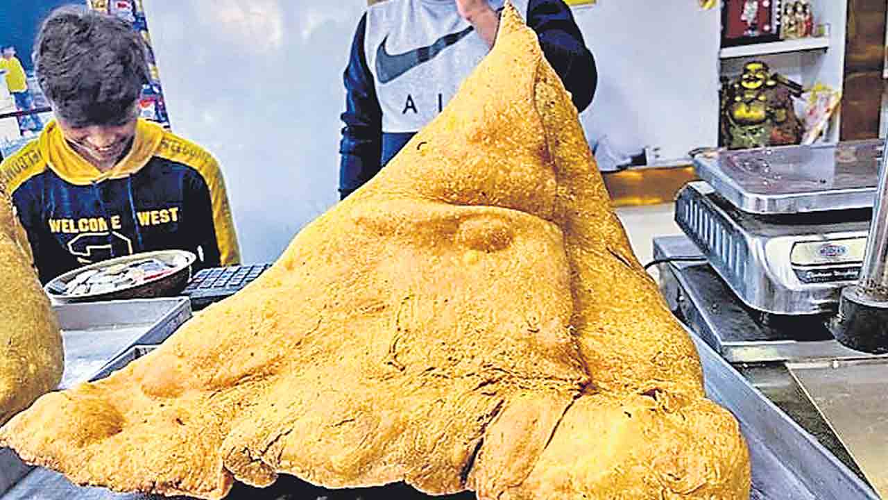 అర గంటలో తినేస్తారా.. చాలెంజ్‌?!