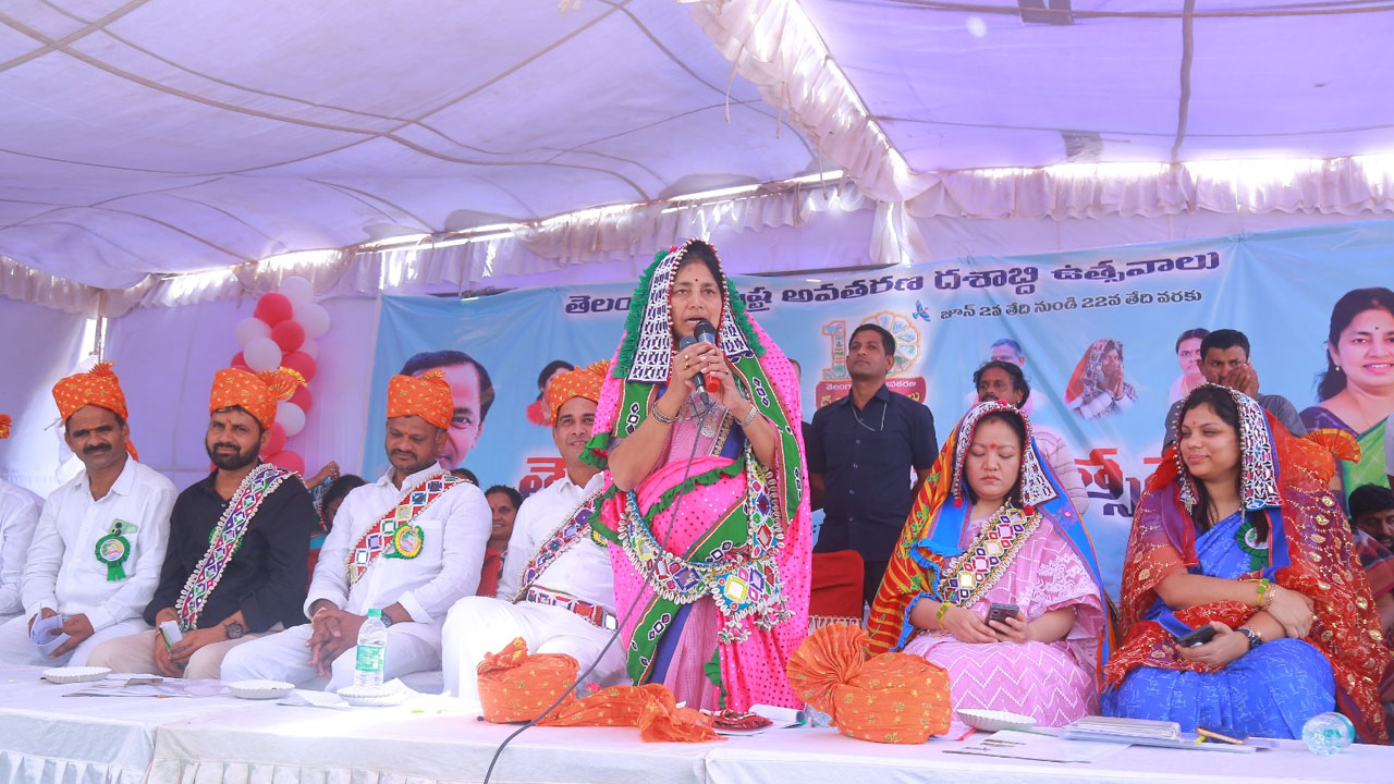 MLA Sunitha | స్వరాష్ట్రంలో గిరిజన ప్రాంతాలకు కొత్త వెలుగులు : ప్రభుత్వ విప్ గొంగిడి సునీత