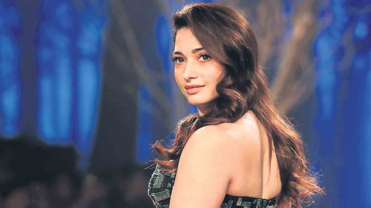 Tamannaah | పాజిటివ్‌గా తీసుకోండి!