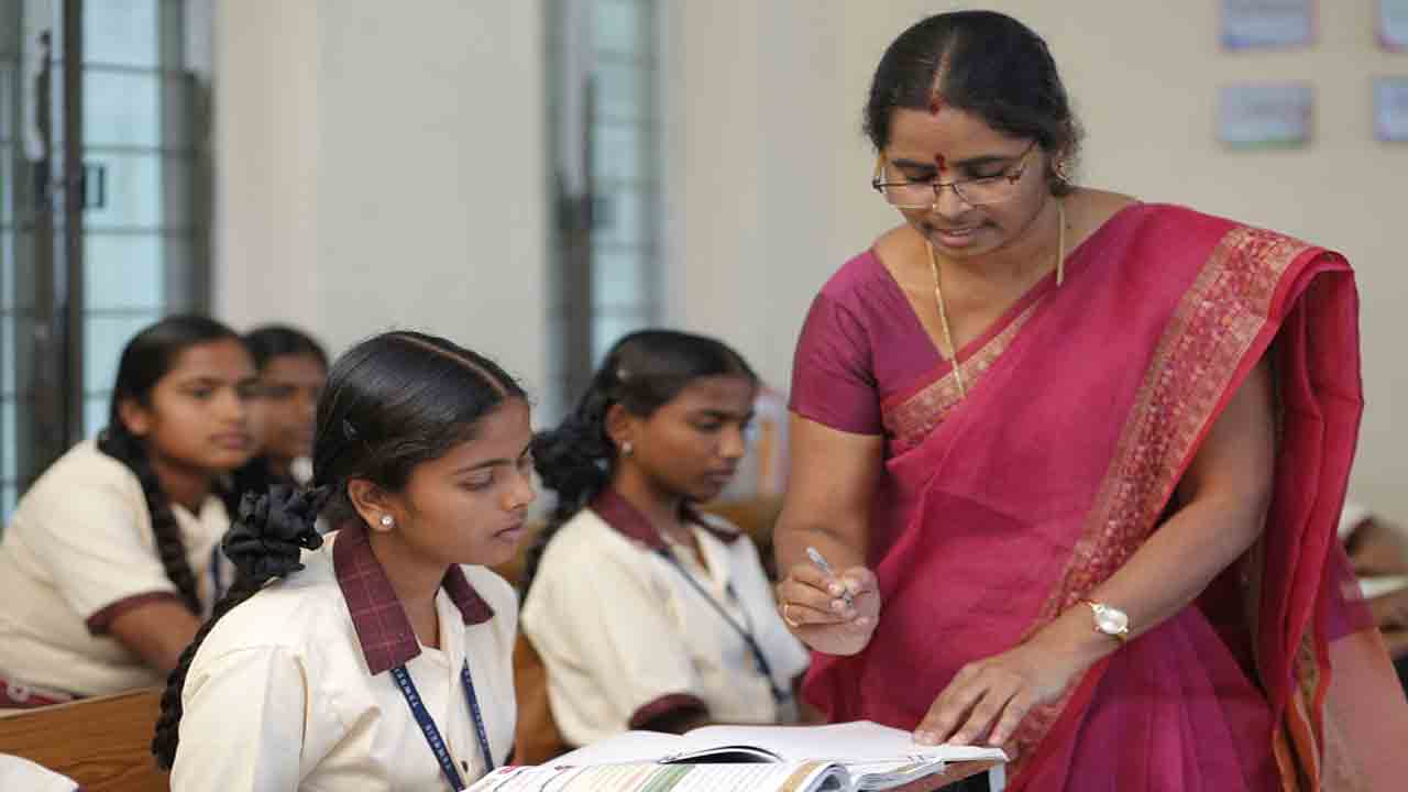 TSWREIS Inter Admissions 2023 | తెలంగాణ గురుకులాల్లో ఇంటర్‌ ప్రవేశాలు