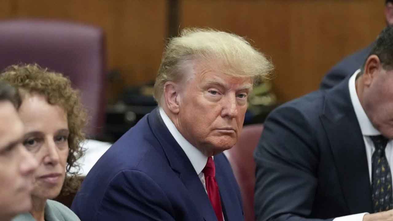 కోర్టు బోనులో ట్రంప్‌