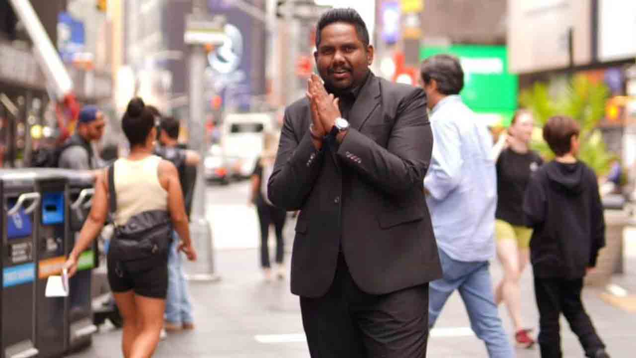 viva harsha | ఇంగ్లీష్‌ టీచర్‌ కథ