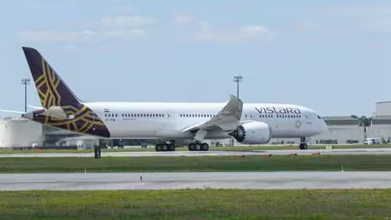 Vistara: బెస్ట్ ఎయిర్‌లైన్‌గా విస్తారా హ్యాట్రిక్‌