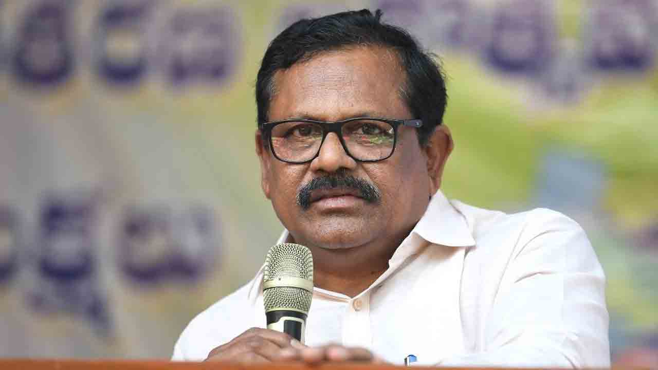 కేసీఆర్‌ వల్లనే సాహిత్య వికాసం